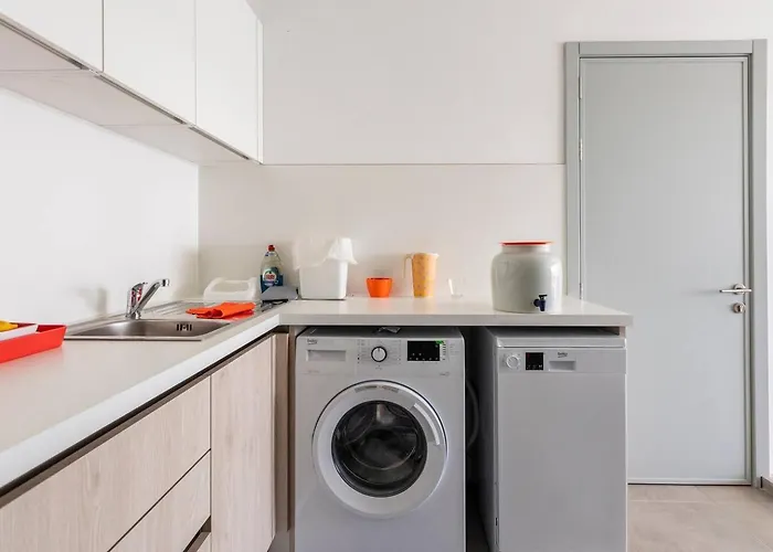 Mel 4 Seaview 2bed Ph In Ghadira By Homely Διαμέρισμα *